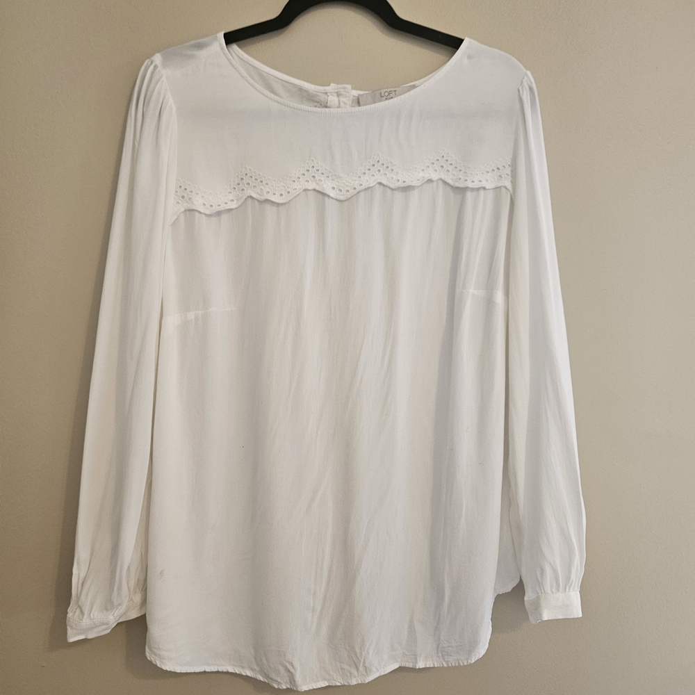 LOFT Plus Women's Size 16 White Ruffled Long Sleeve Blouse with Bib Collar